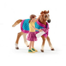 Schleich 42361 Foal with Blanket
